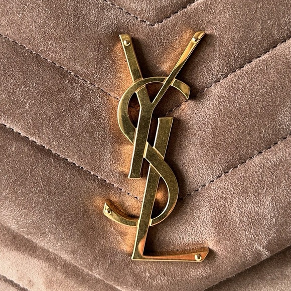YSL Medium Suede LouLou - Picture 15 of 17